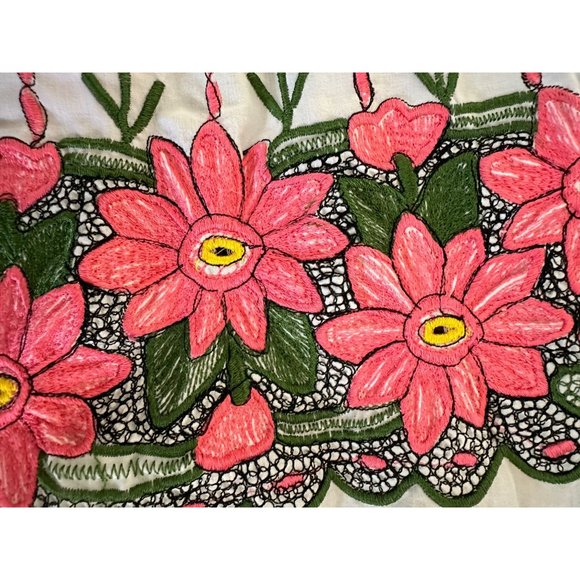 Embroidered White Women’s Size 18? Summer Dress Swimsuit Cover Floral Unbranded - Picture 3 of 6